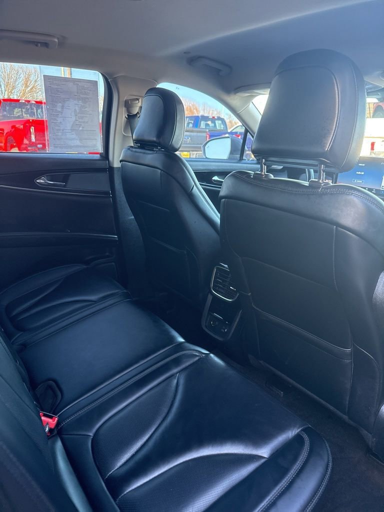 Used 2021 Lincoln Nautilus FWD w/ Equipment Group 101A image 15