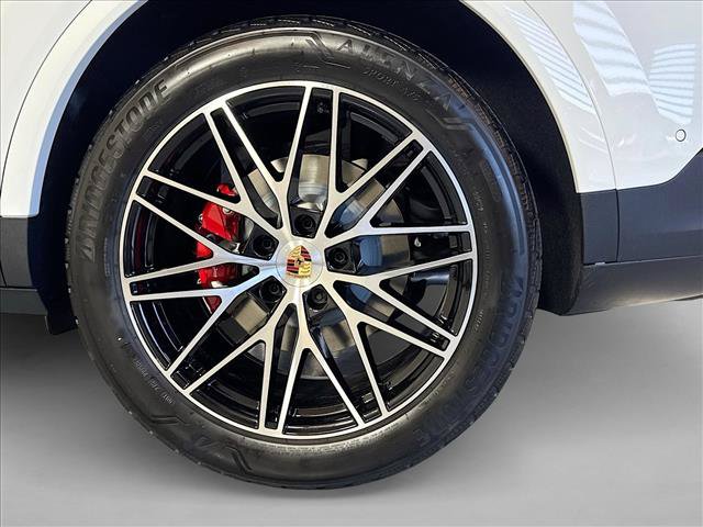 New 2026 Porsche Cayenne S AWD/4WD image 25