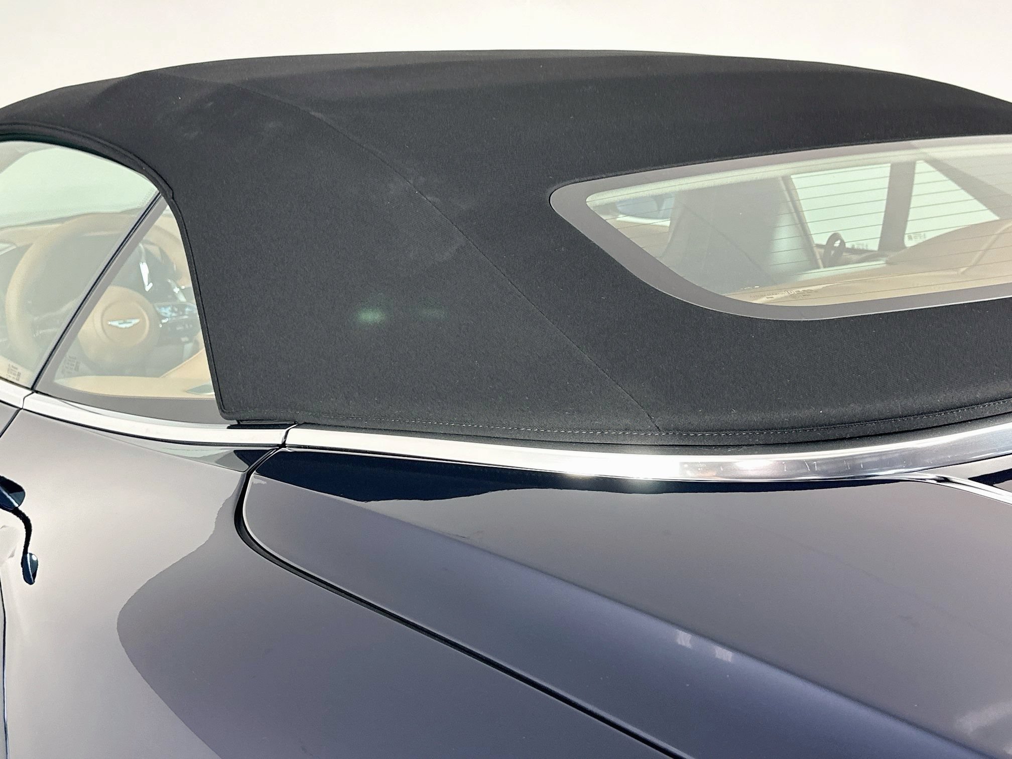New 2026 Aston Martin Vanquish Convertible RWD image 28