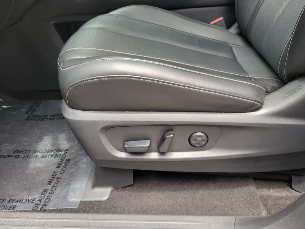 Used 2025 INFINITI QX60 Pure FWD image 16