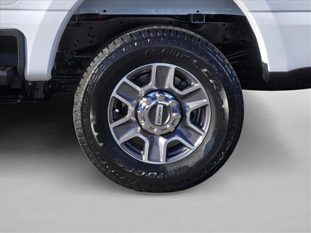New 2026 Ford F250 Lariat w/ FX4 Off-Road Package image 7