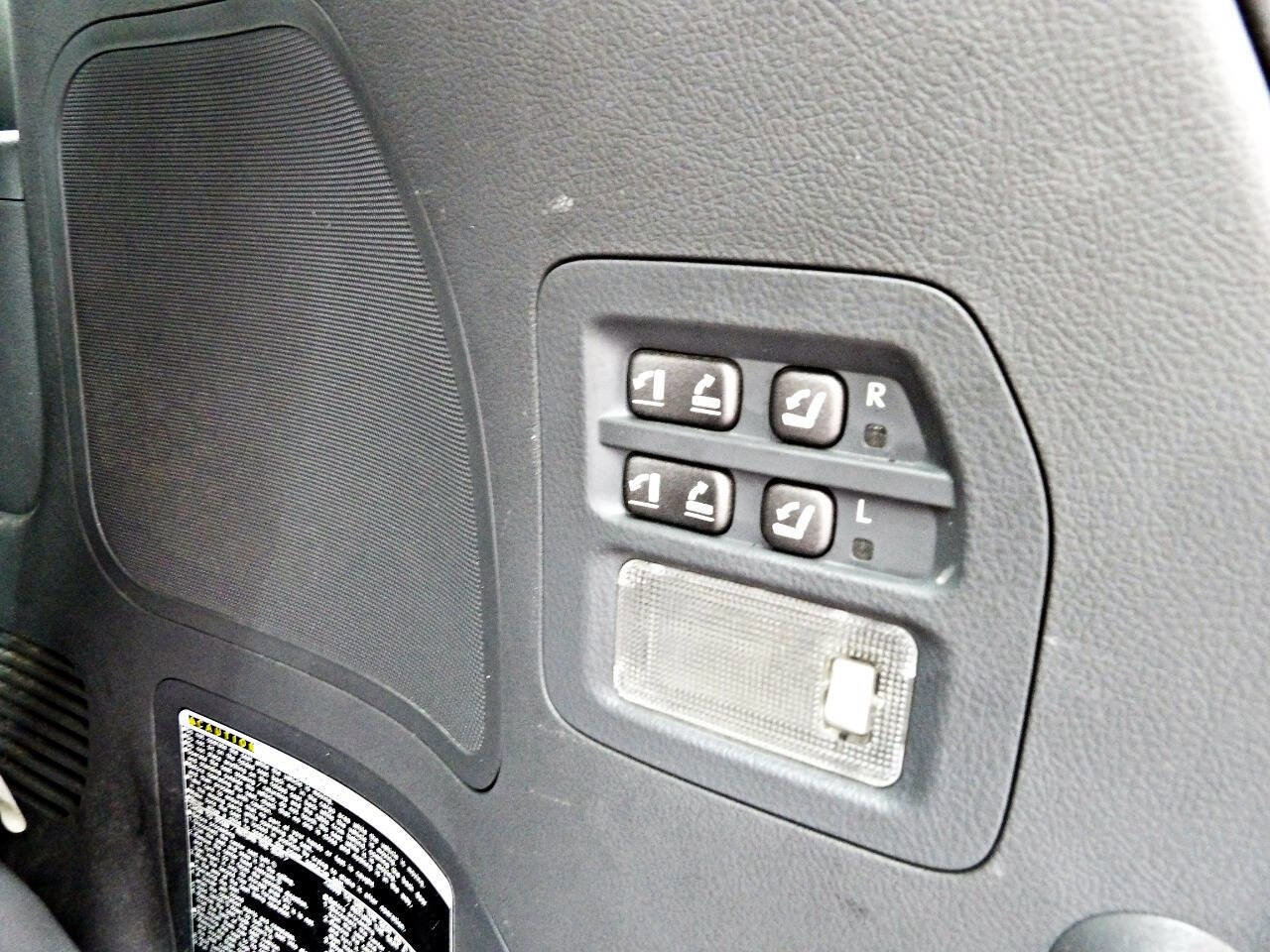 Used 2008 Lexus LX 570 4WD image 16