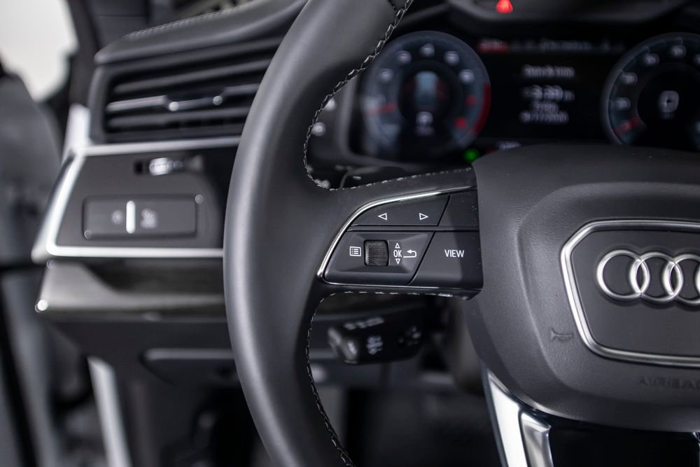 Used 2026 Audi Q8 Premium Plus AWD/4WD image 37