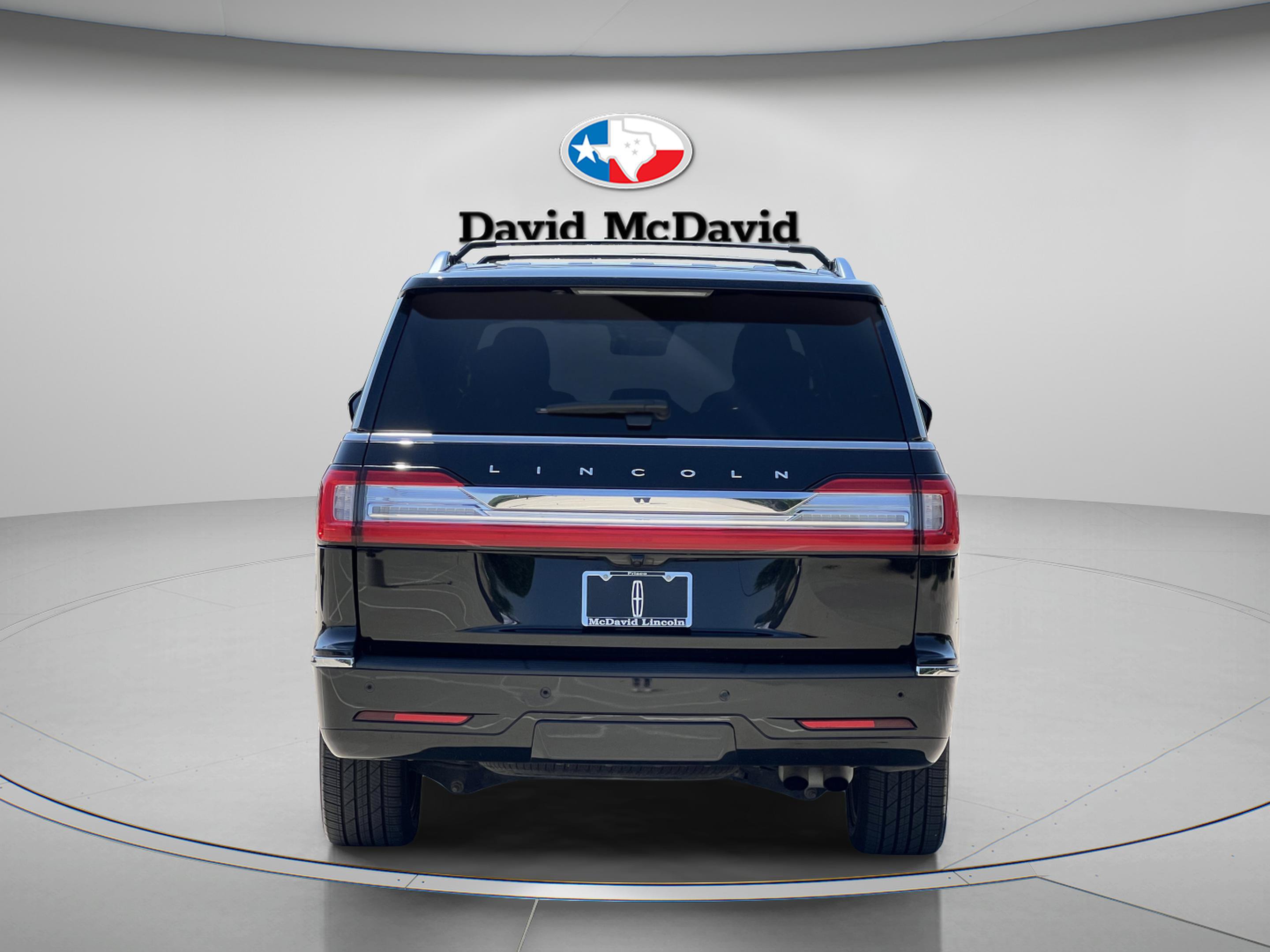 Used 2018 Lincoln Navigator L Reserve w/ Technology Package AWD/4WD image 5