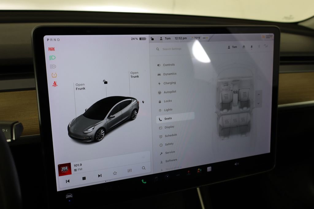Used 2018 Tesla Model 3 Long Range image 29