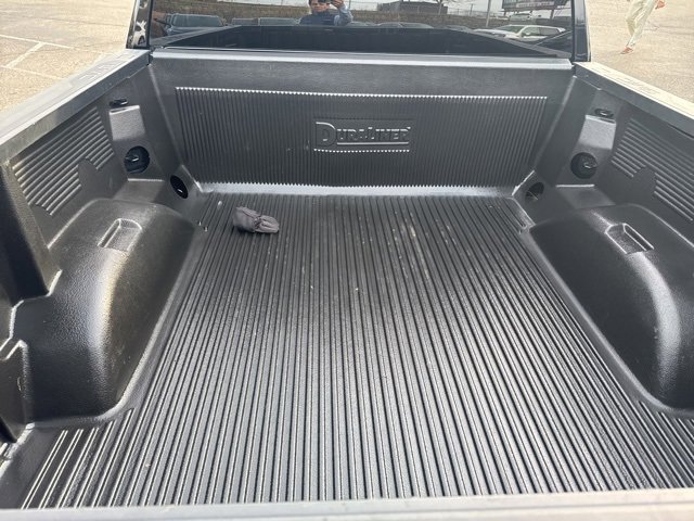 Used 2024 GMC Sierra 1500 SLT image 8