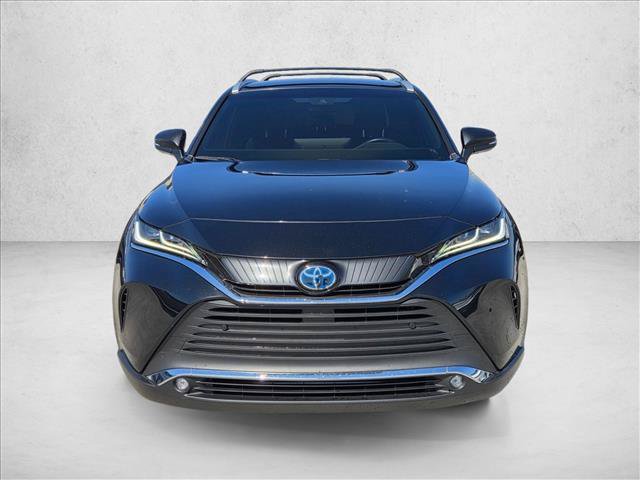 Used 2024 Toyota Venza XLE AWD/4WD image 2