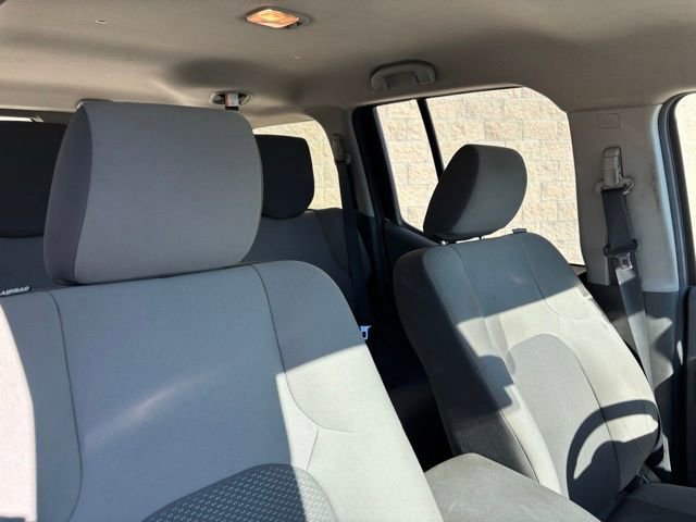 Used 2015 Nissan Xterra X image 21