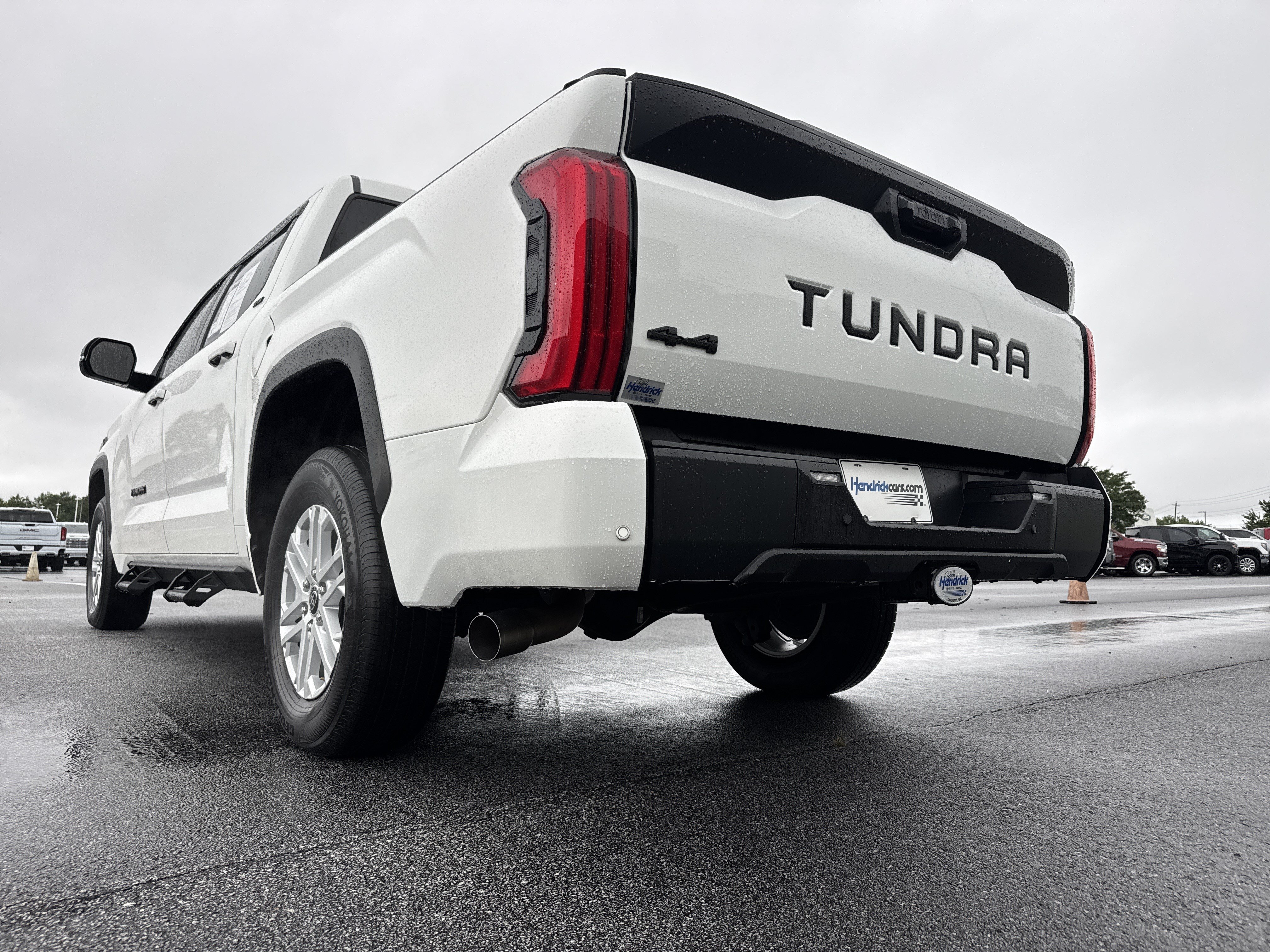 Used 2024 Toyota Tundra SR5 w/ SR5 Premium Package AWD/4WD image 8