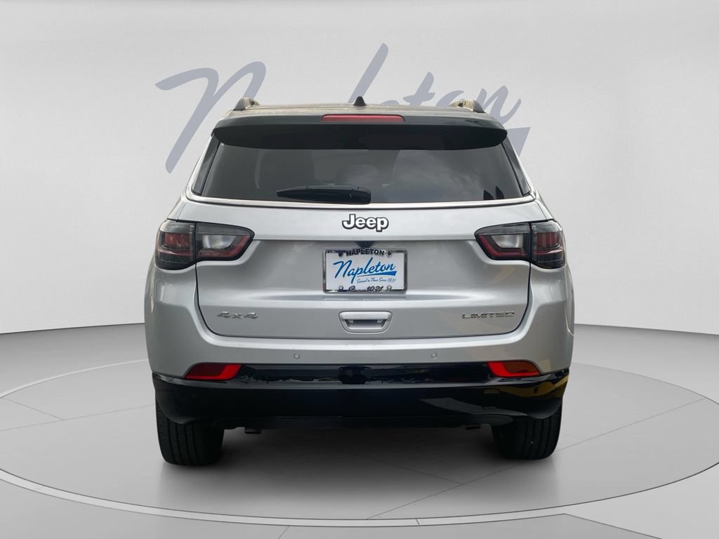 Used 2025 Jeep Compass Limited w/ Elite Group AWD/4WD image 7