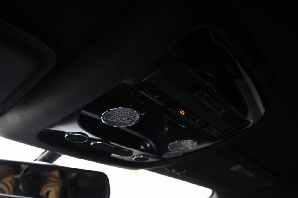 Used 2016 Bentley Continental GT image 34