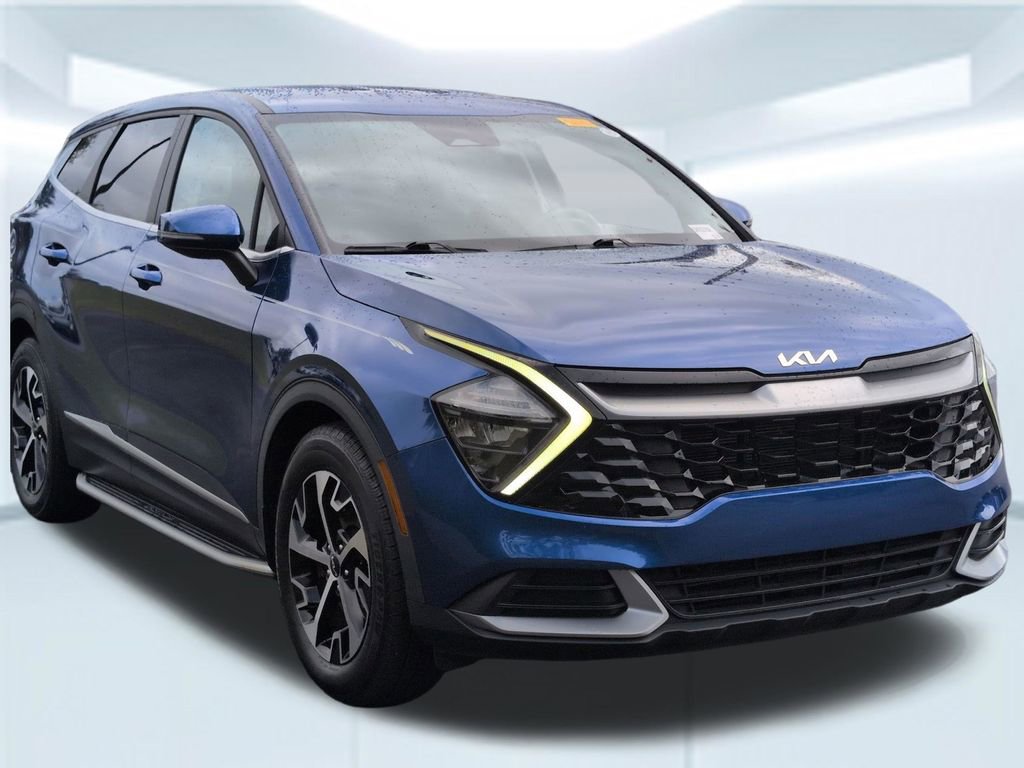 Used 2023 Kia Sportage EX image 8