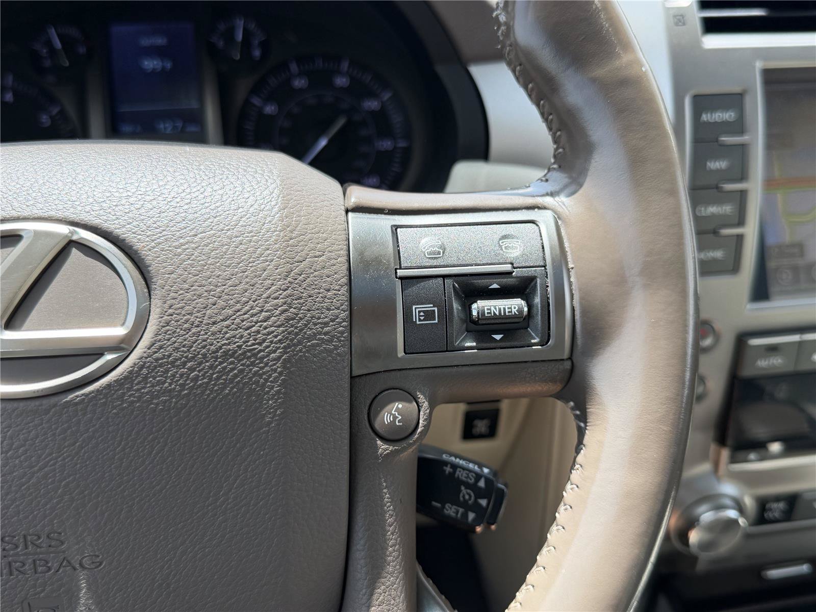 Used 2017 Lexus GX 460 Premium AWD/4WD image 23