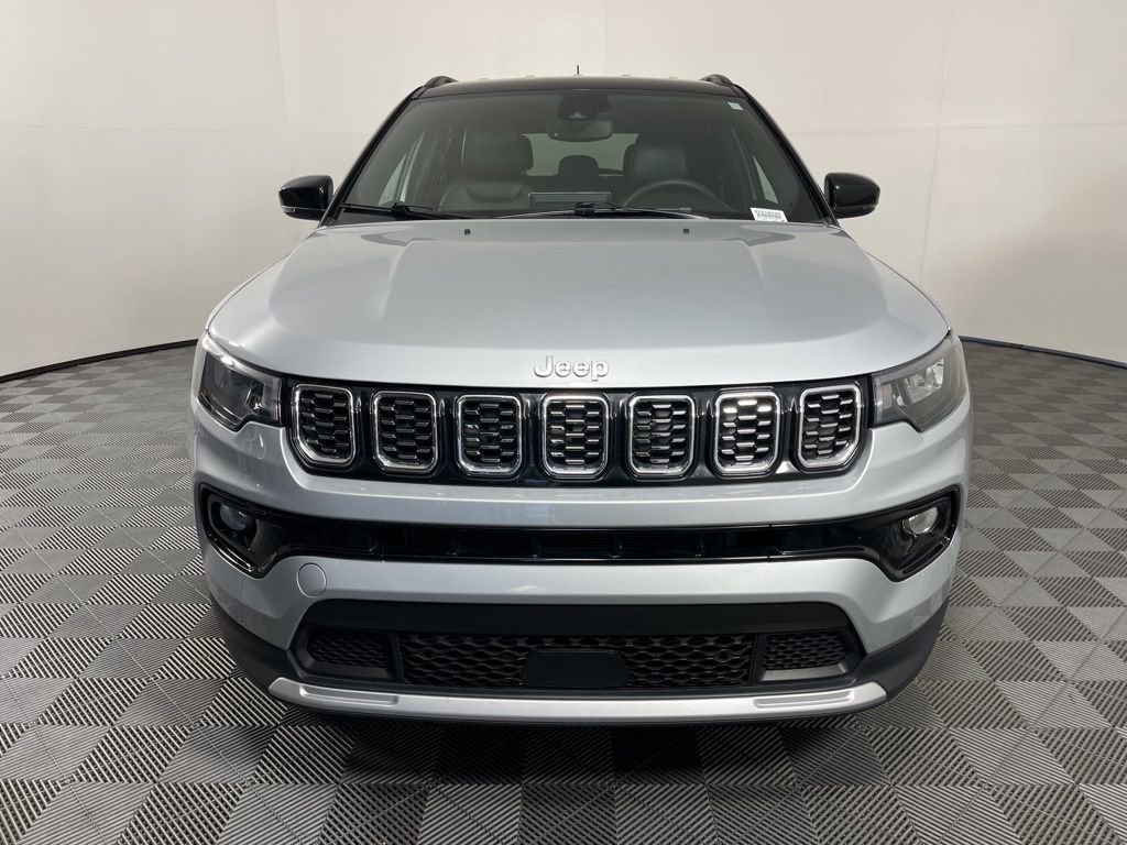 Used 2025 Jeep Compass Limited AWD/4WD image 16