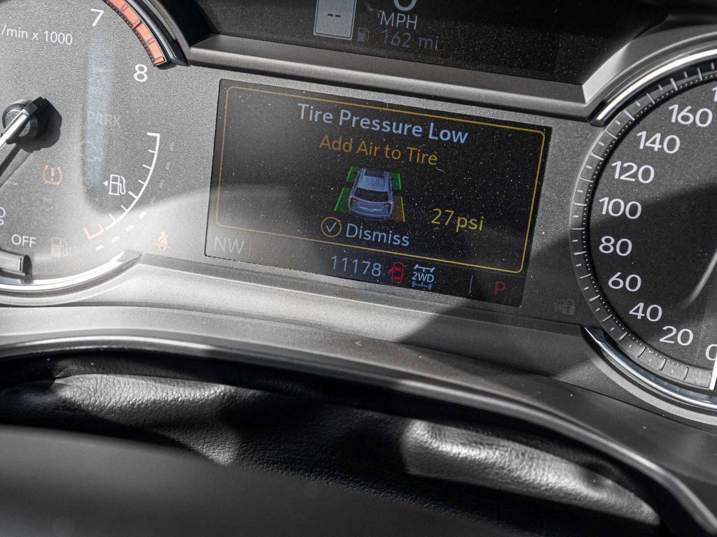 Used 2025 Cadillac XT6 Sport image 18