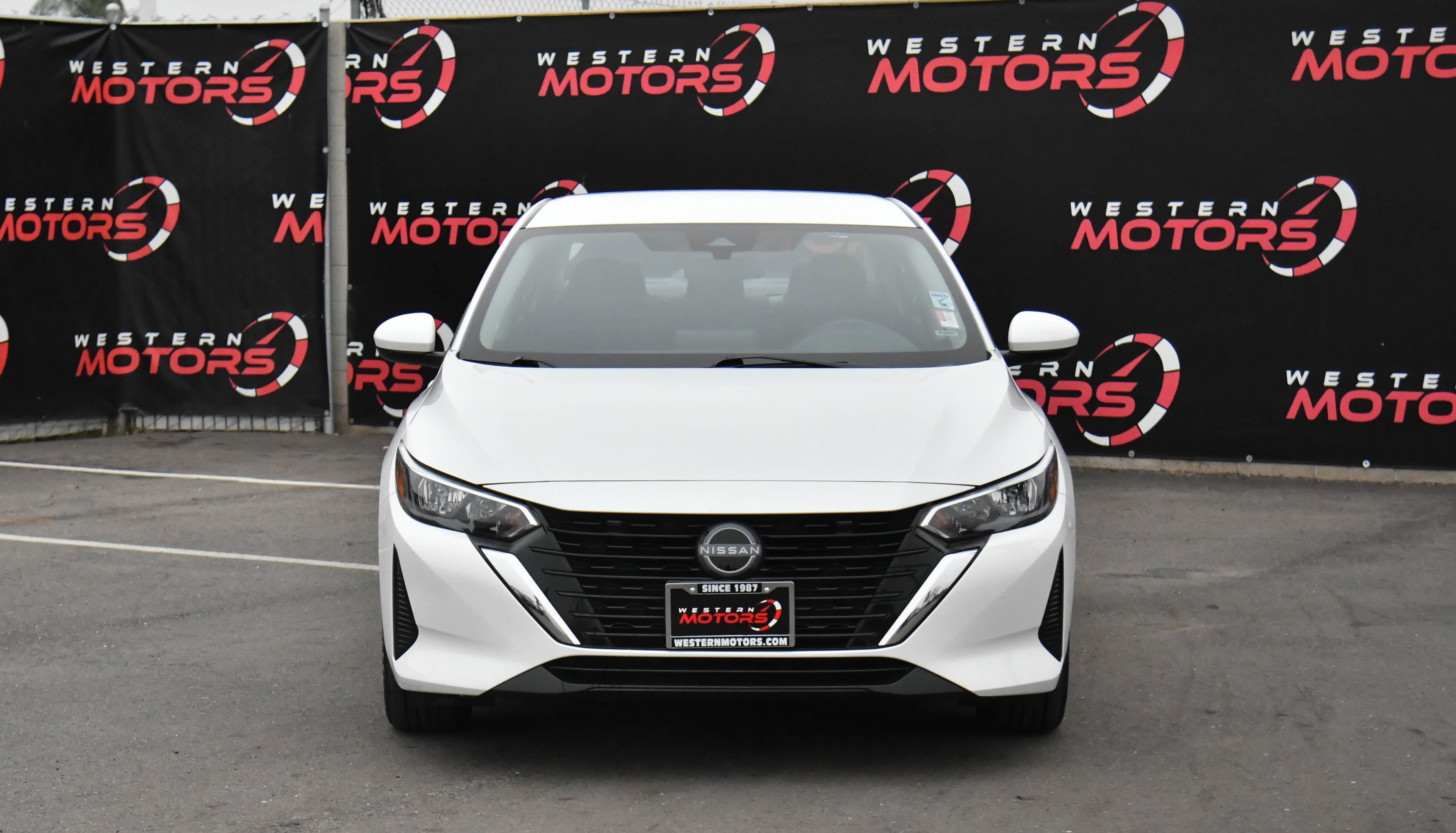 Used 2024 Nissan Sentra SV image 2