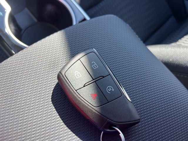 New 2026 Chevrolet Equinox LT w/ Midnight Edition FWD image 35