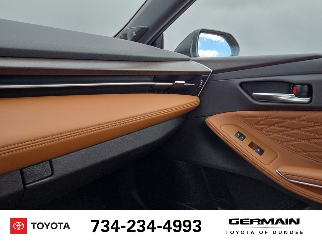 Used 2022 Toyota Avalon Limited w/ Advanced Safety Package image 32
