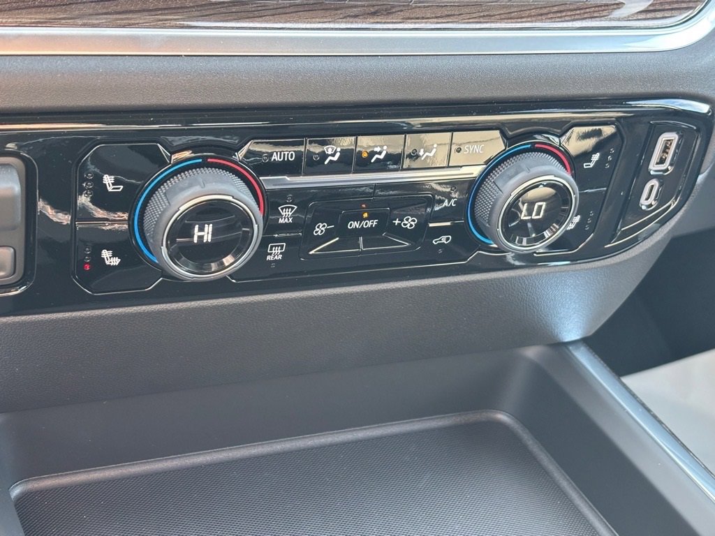 New 2026 Chevrolet Silverado 2500 LT w/ Texas Edition image 15