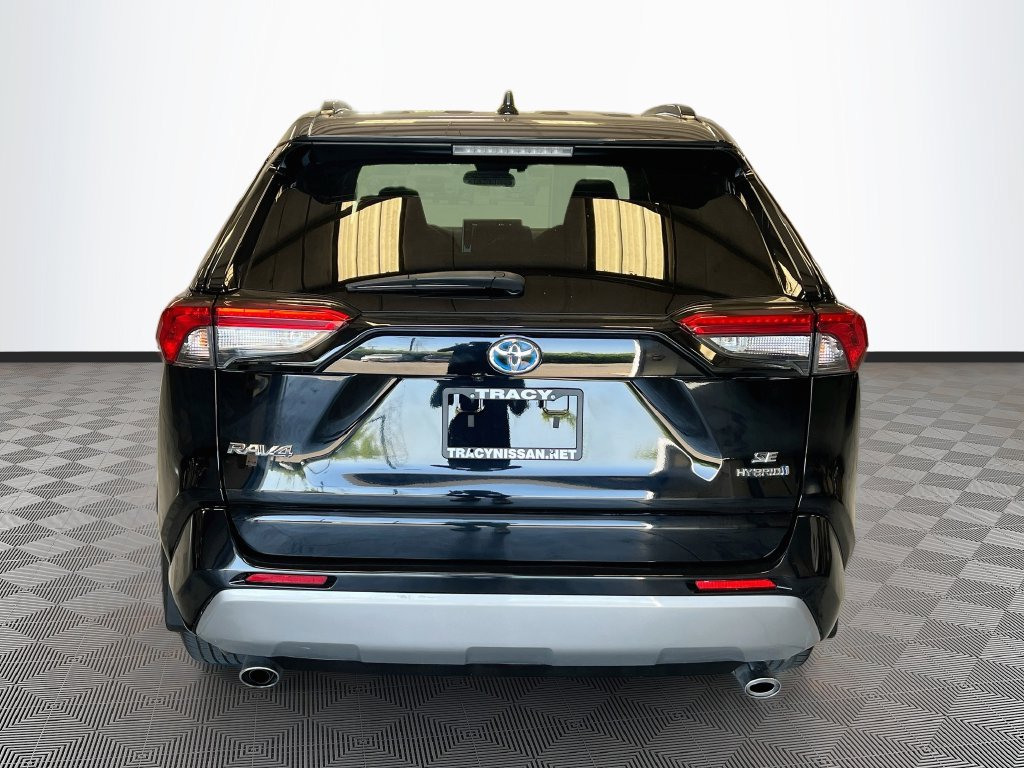 Used 2022 Toyota RAV4 SE w/ Convenience Package AWD/4WD image 6