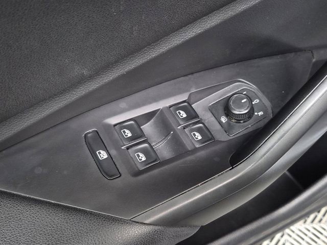 Used 2019 Volkswagen Jetta S w/ Driver Assistance Package image 18