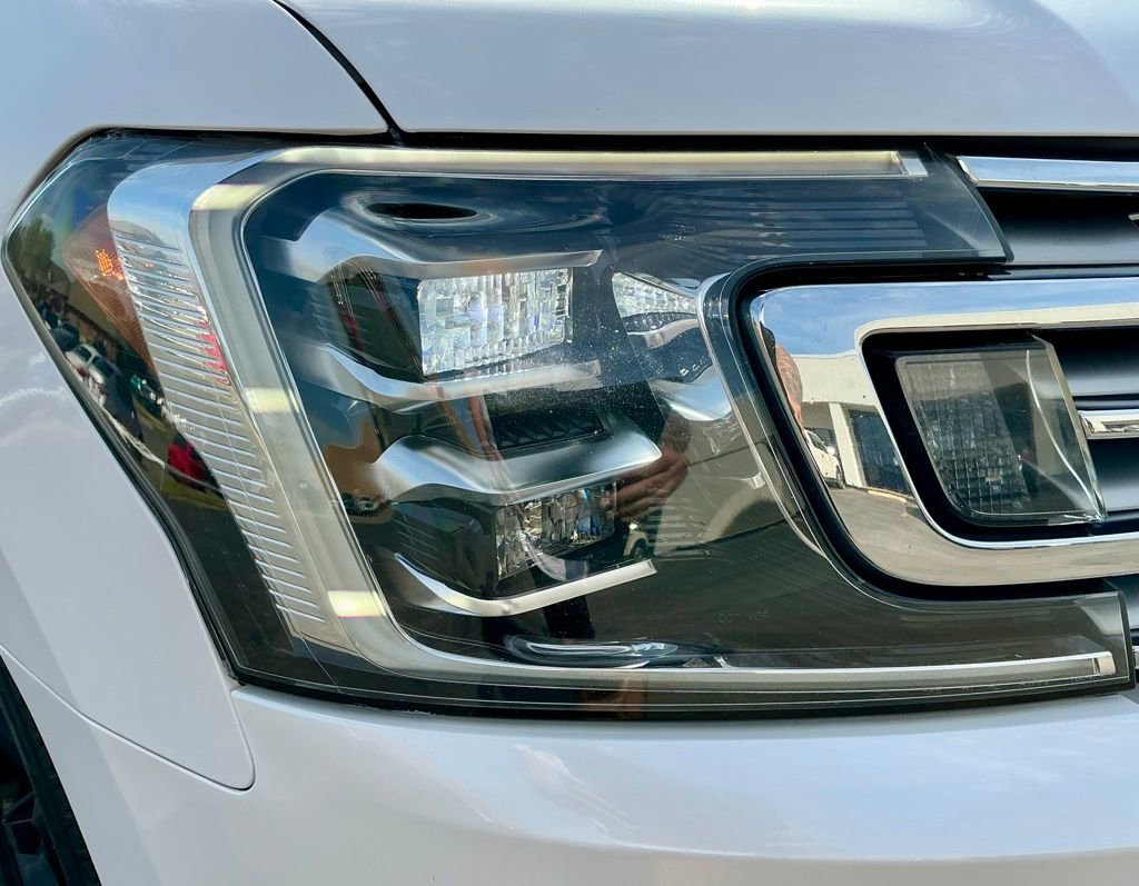 Used 2018 Ford Expedition Limited w/ Equipment Group 301A image 8