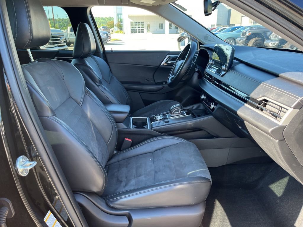 Used 2022 Mitsubishi Outlander SE FWD image 8