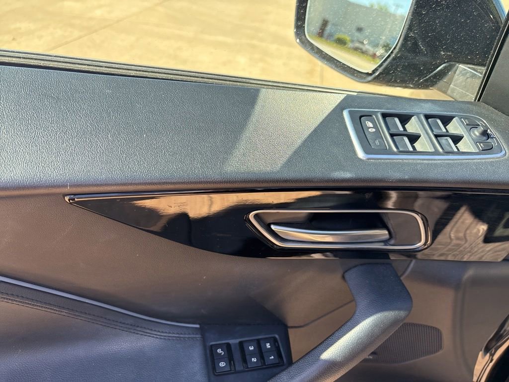 Used 2018 Jaguar F-PACE Premium AWD/4WD image 11