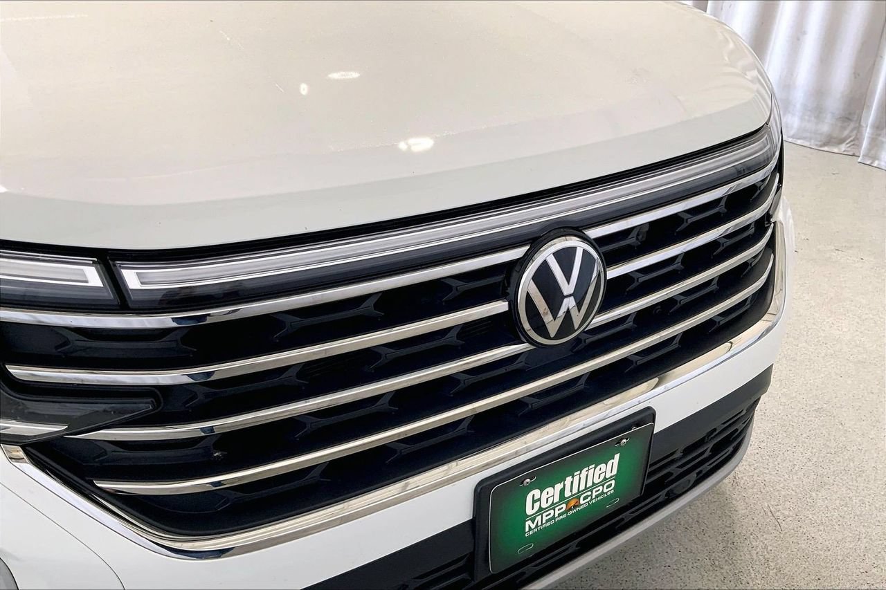 Used 2024 Volkswagen Atlas SE FWD image 30