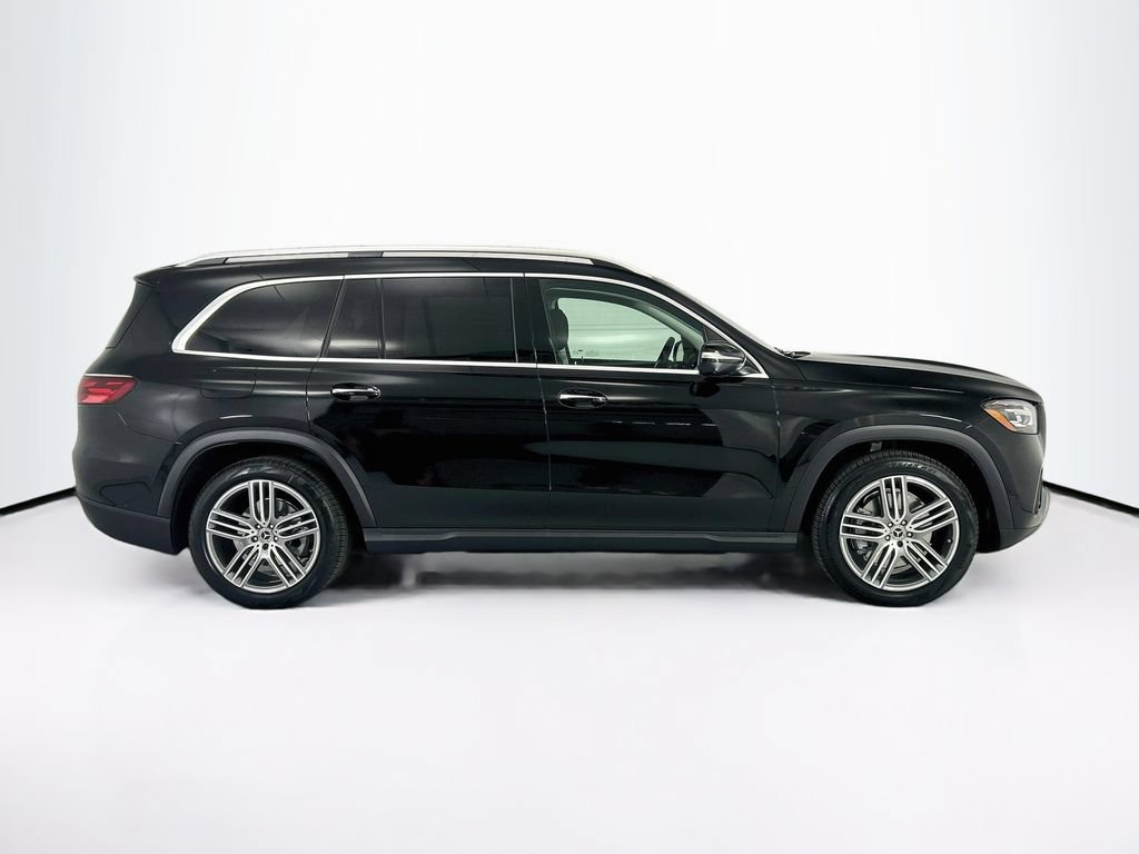 New 2026 Mercedes-Benz GLS 450 4MATIC image 4