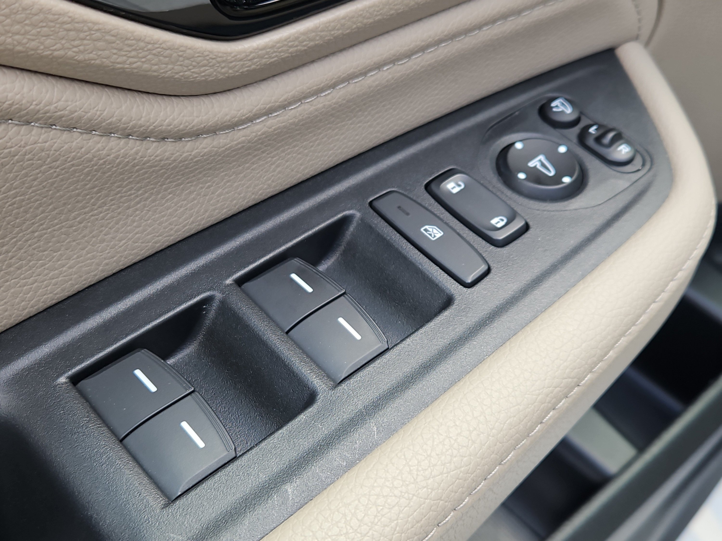 Certified 2024 Honda Odyssey Elite image 24