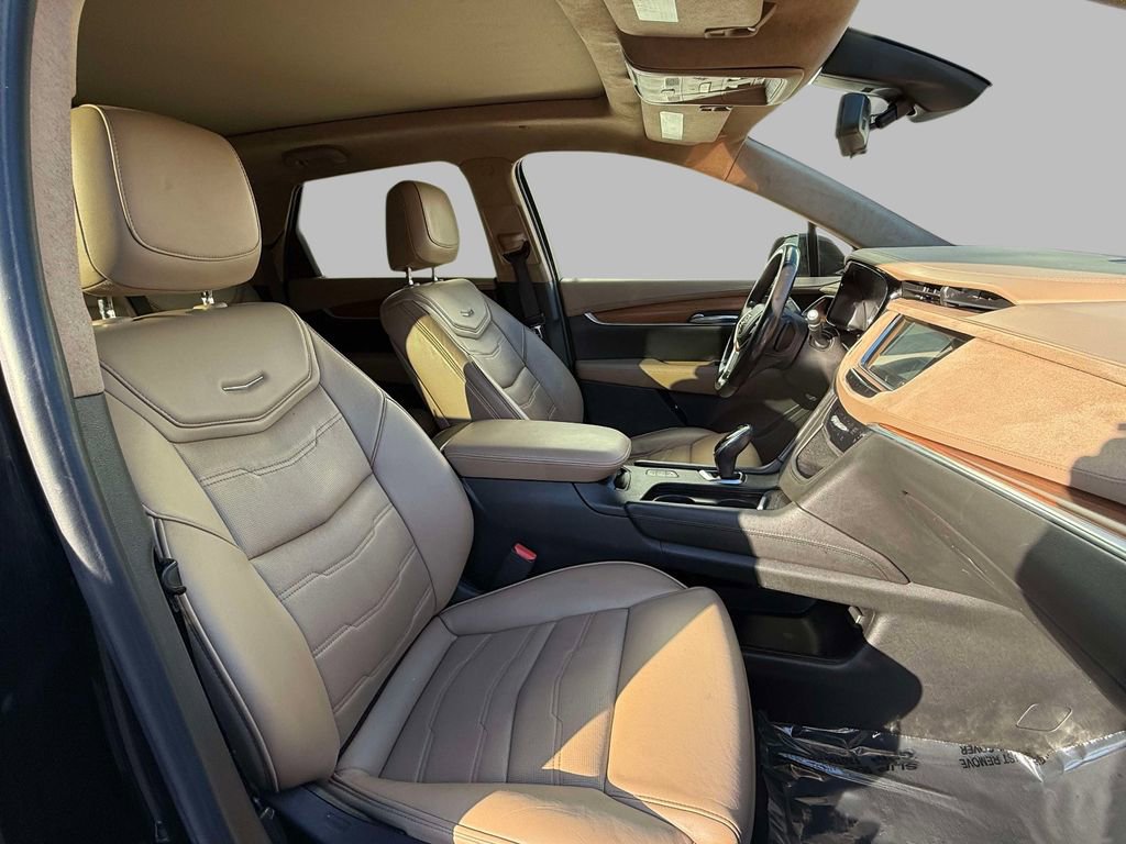 Used 2018 Cadillac XT5 Platinum image 14