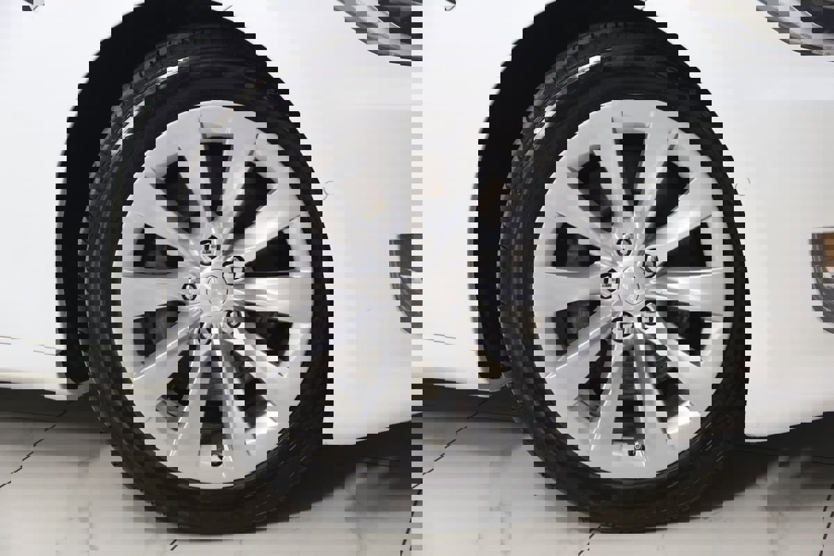 Used 2019 Tesla Model S 75D image 16