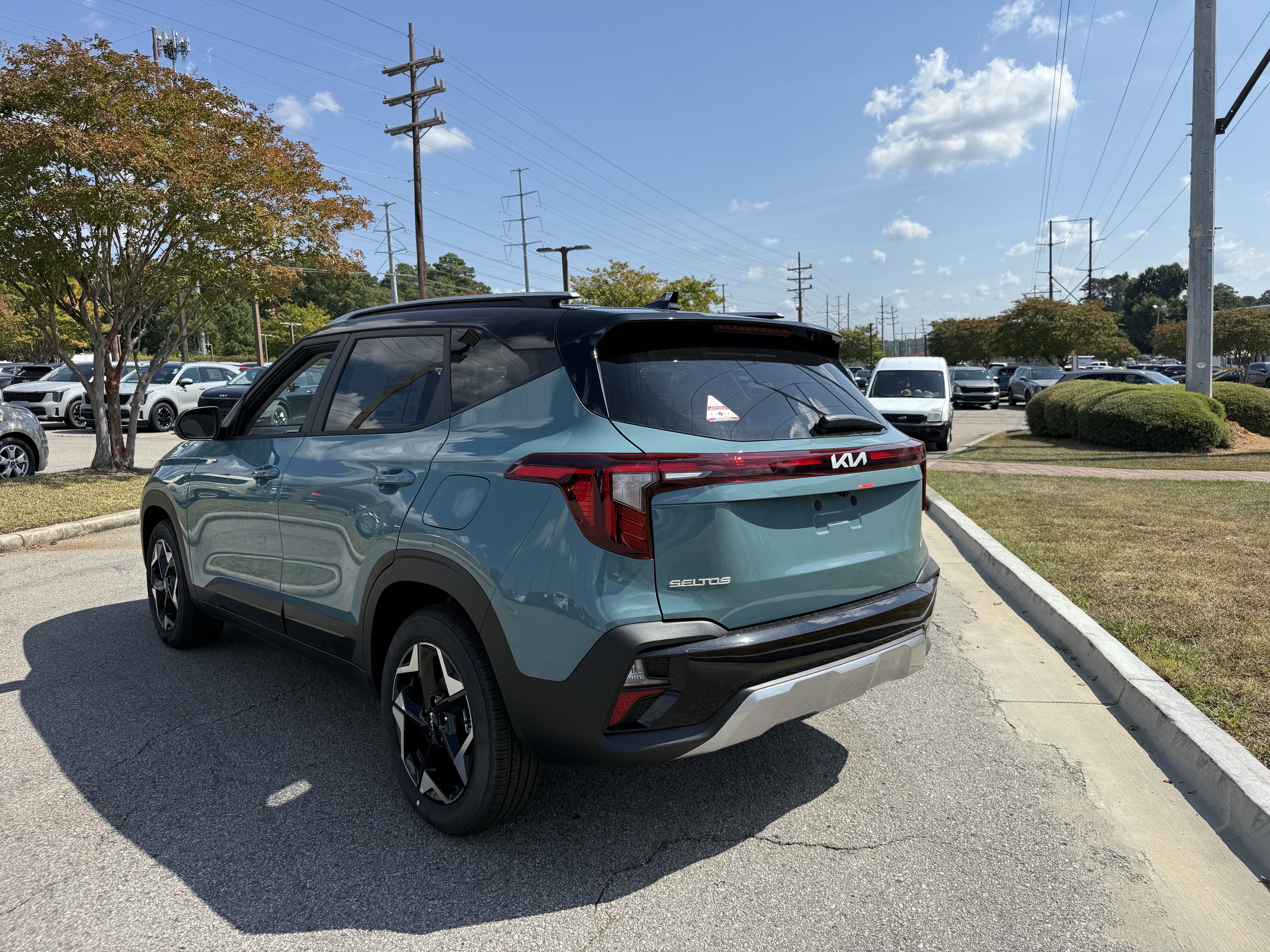 New 2026 Kia Seltos S image 3