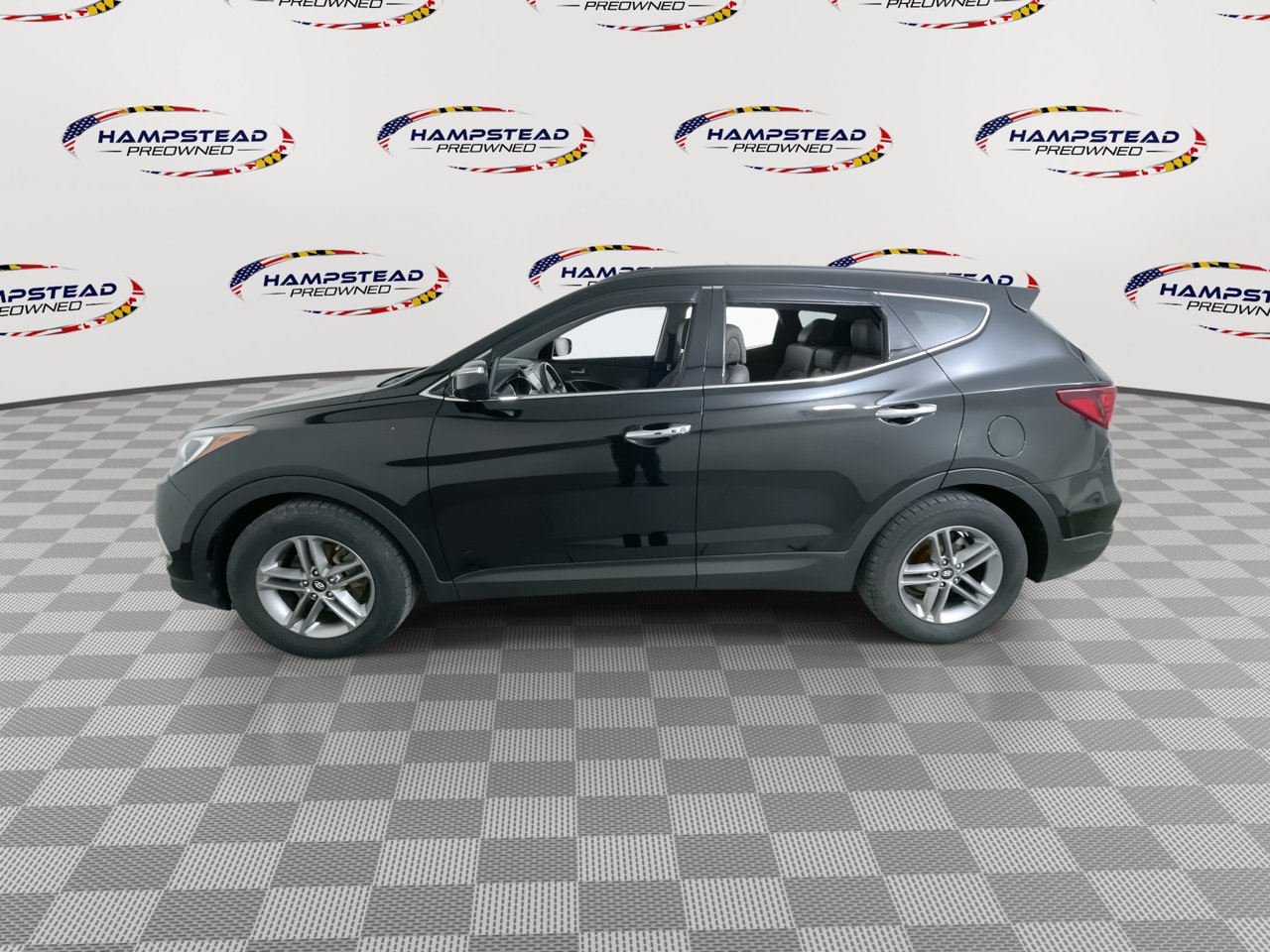Used 2018 Hyundai Santa Fe Sport w/ 2.4L Tech Package 04 AWD/4WD image 5