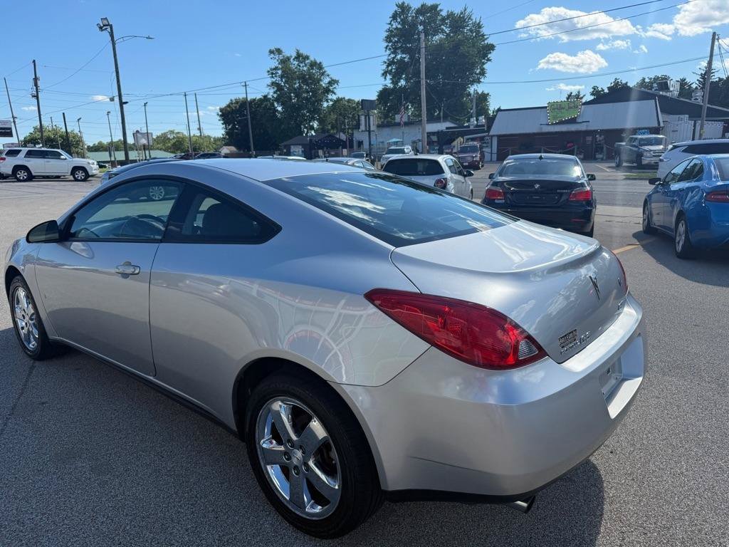 Used 2008 Pontiac G6 GT w/ Premium Package FWD image 6