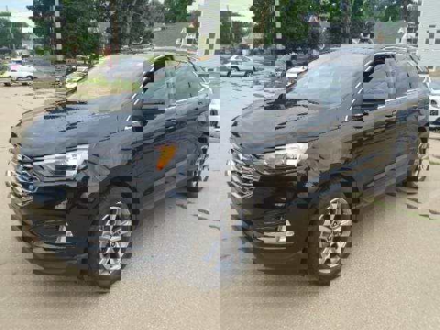 Used 2022 Ford Edge SEL w/ Convenience Package