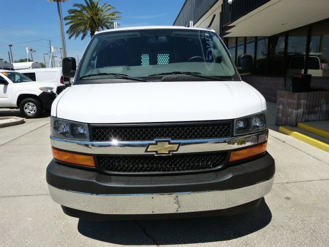 Used 2022 Chevrolet Express 2500 w/ Driver Convenience Package image 7