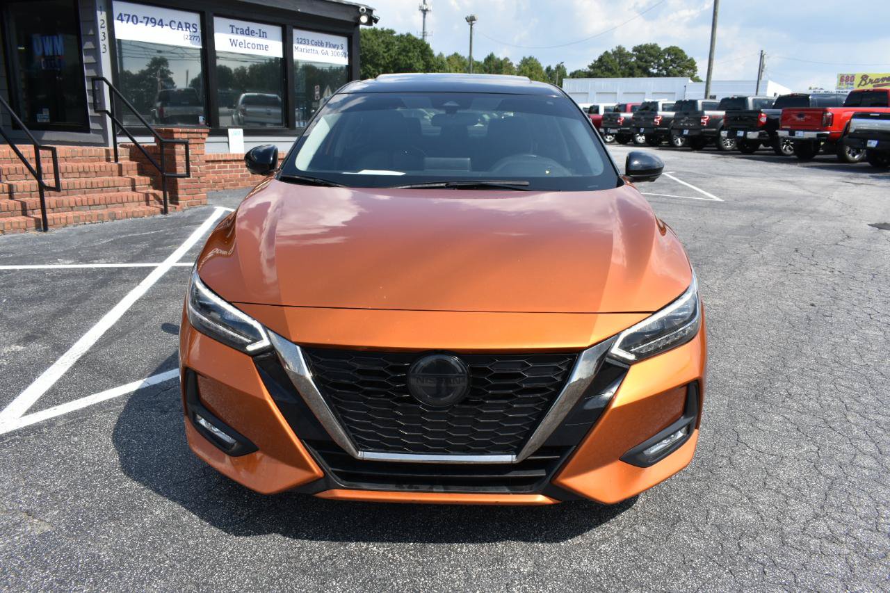 Used 2022 Nissan Sentra SR w/ SR Premium Package FWD image 2