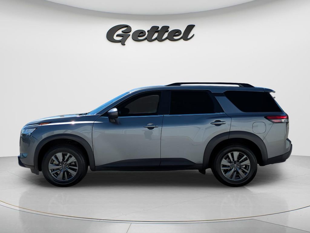 Certified 2022 Nissan Pathfinder SV w/ SV Premium Package AWD/4WD image 8