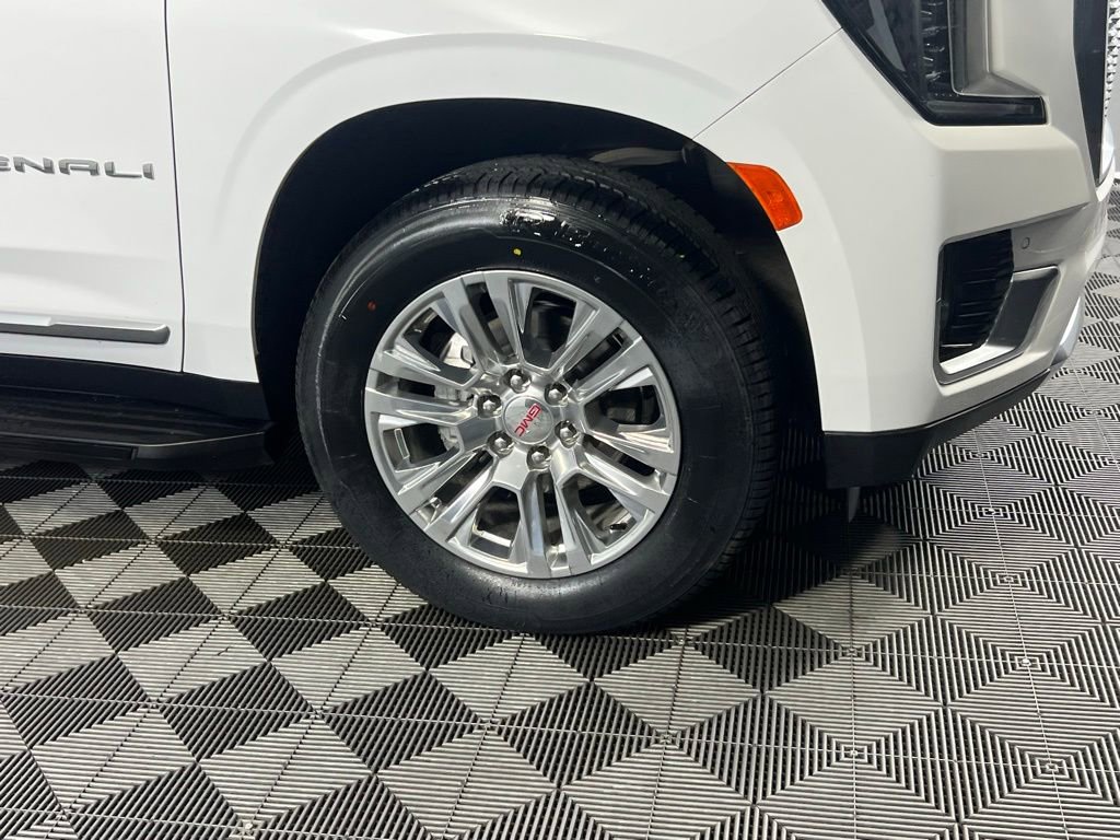 Used 2024 GMC Yukon Denali image 13