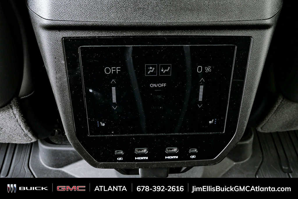 Used 2026 GMC Yukon AT4 Ultimate image 21