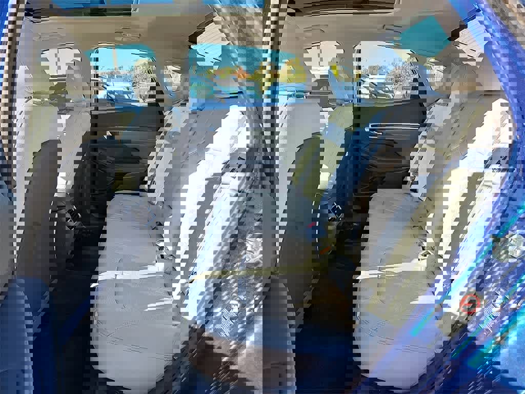 Used 2022 Hyundai Sonata Limited w/ Winter Weather Package image 10