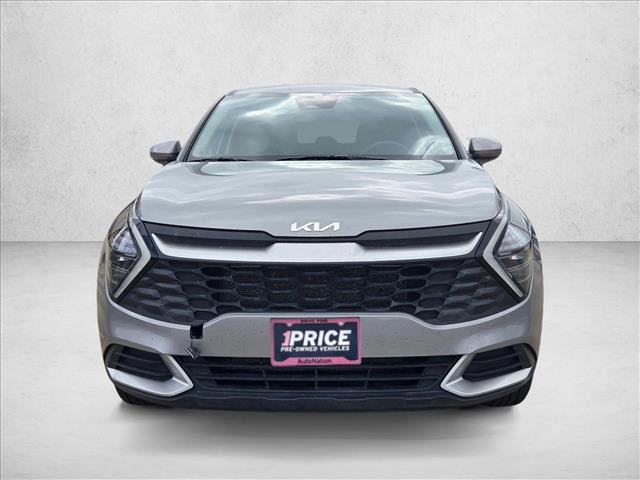 Used 2024 Kia Sportage LX image 2