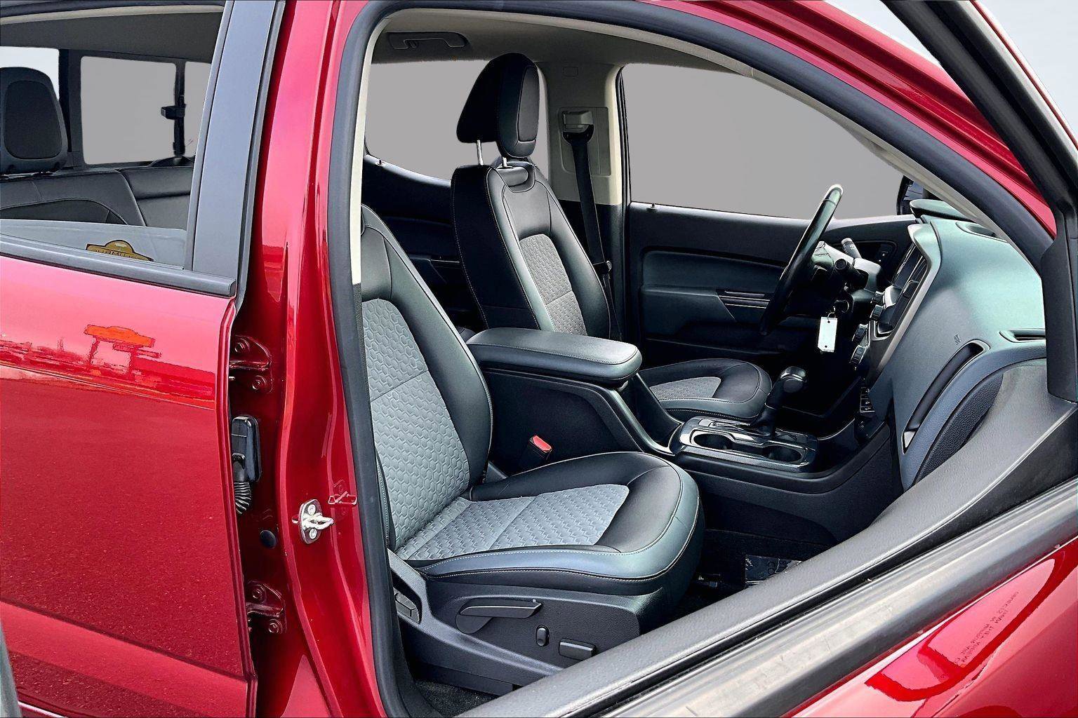 Used 2018 Chevrolet Colorado Z71 image 8