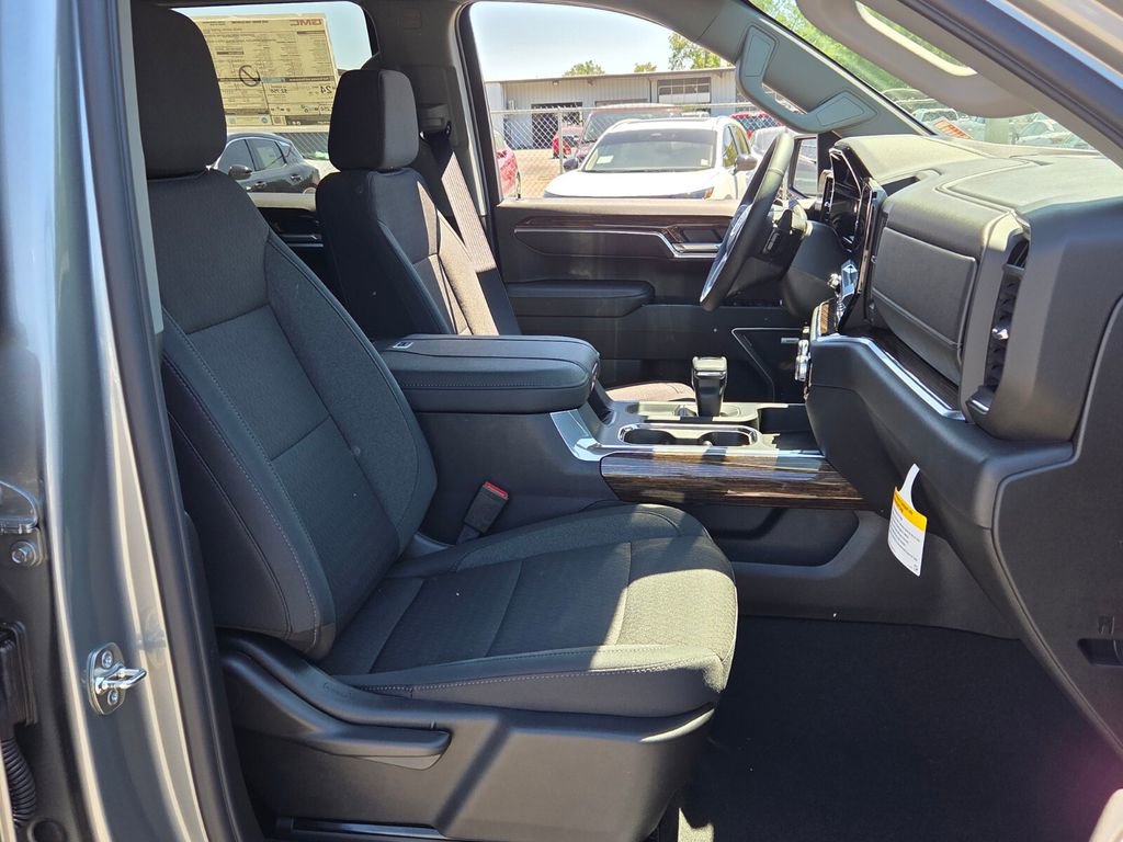 New 2026 GMC Sierra 1500 Elevation image 13