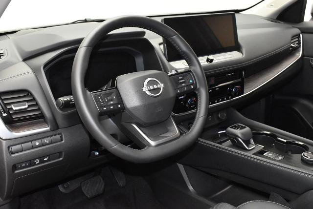 Certified 2026 Nissan Rogue Platinum w/ Platinum Premium Package AWD/4WD image 16