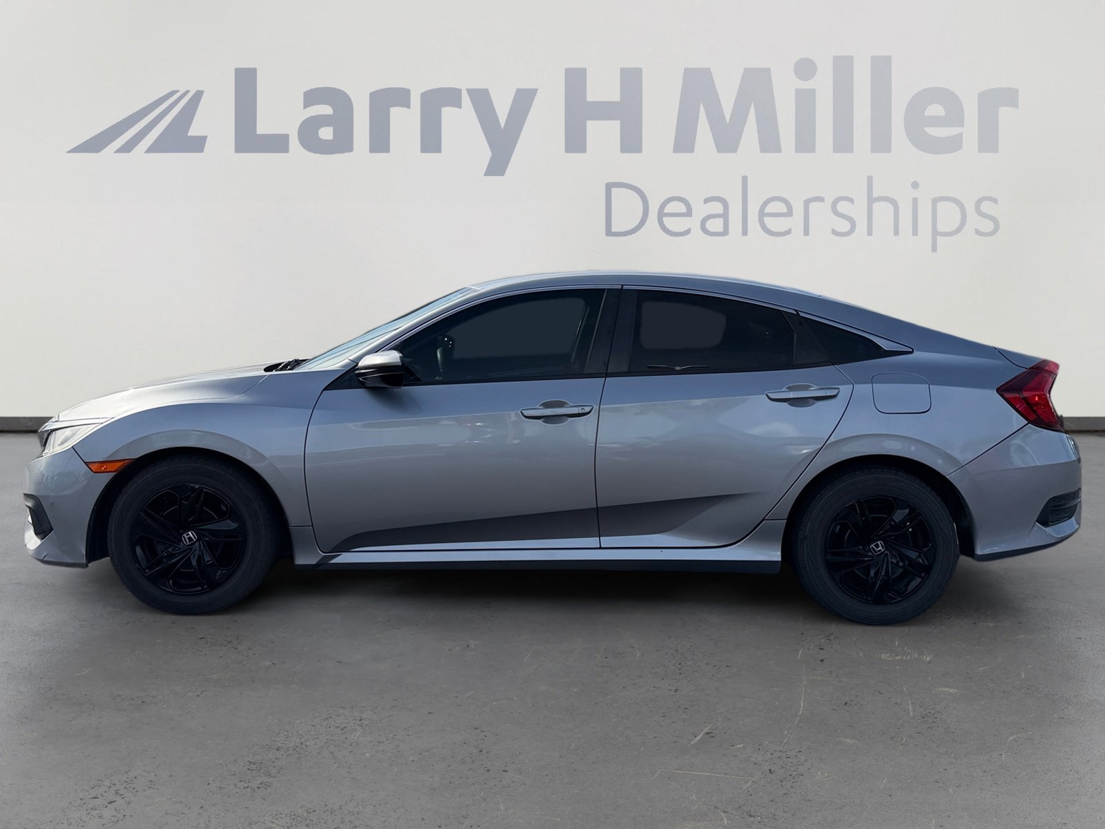 Used 2017 Honda Civic LX image 2
