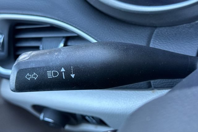 Used 2022 Chrysler Pacifica Touring-L FWD image 38