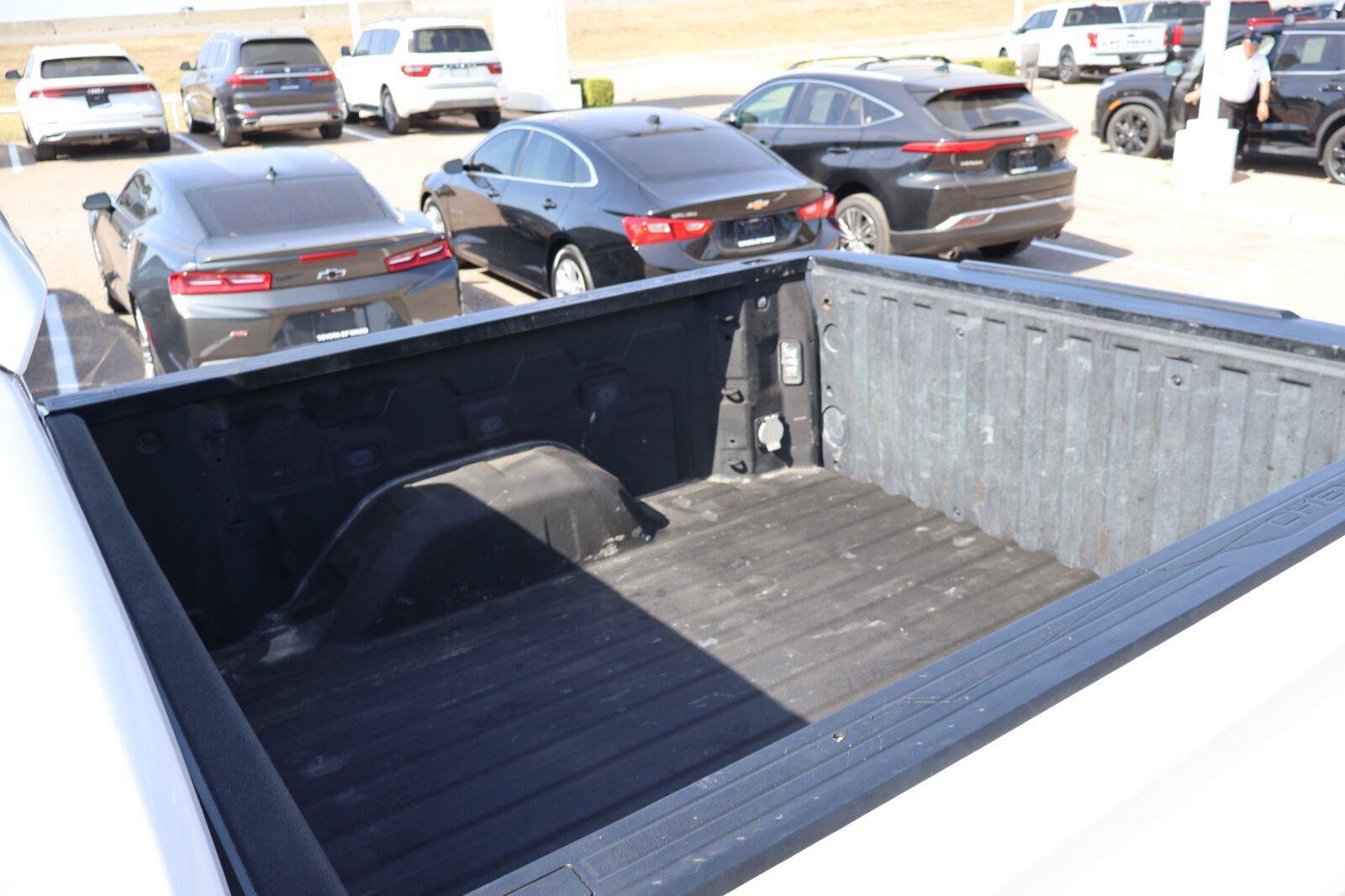 Used 2024 Chevrolet Silverado 1500 LT Trail Boss w/ Protection Package AWD/4WD image 14